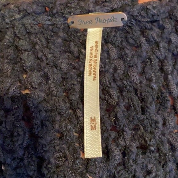 Free people off shoulder Black Sweater size M same day shipping - Picture 7 of 7